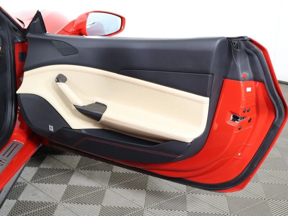 2019 Ferrari 488 Spider - Image 22 of 31