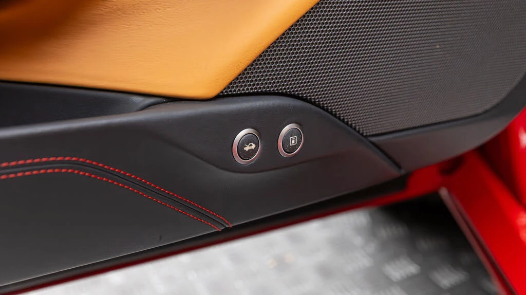 2019 Ferrari 488 Spider - Image 14 of 31