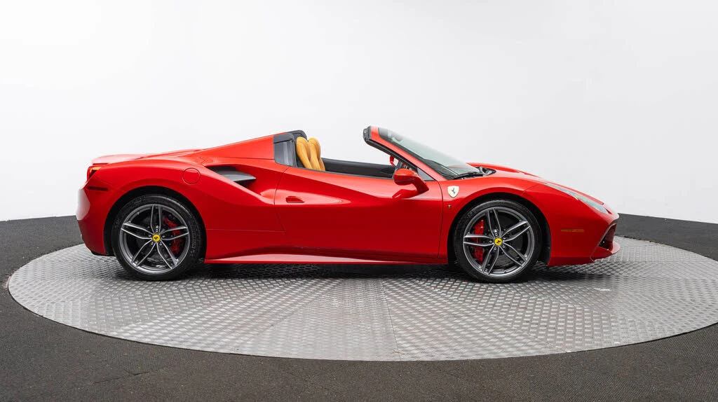 2019 Ferrari 488 Spider - Image 10 of 31
