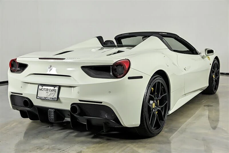 2019 Ferrari 488 Spider - Image 11 of 31