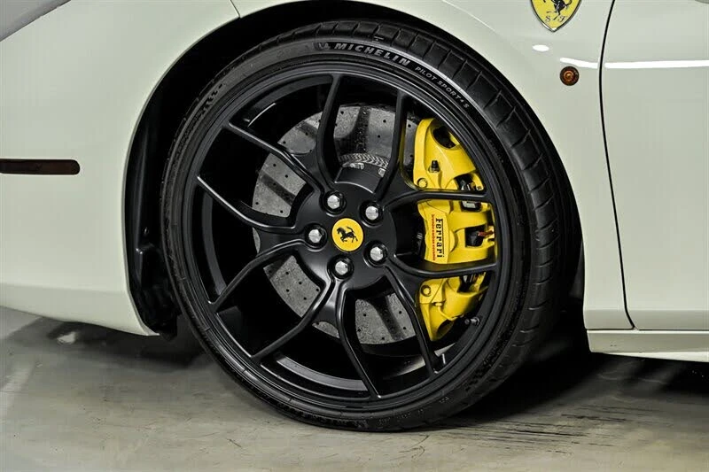 2019 Ferrari 488 Spider - Image 7 of 31
