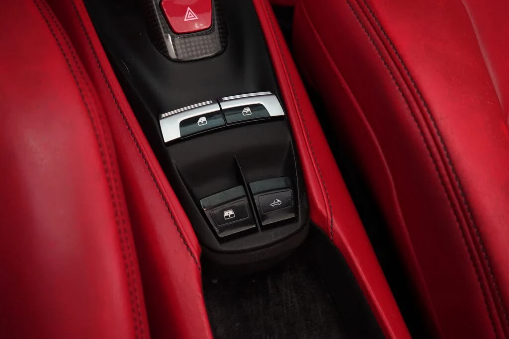 2019 Ferrari 488 Spider - Image 17 of 27