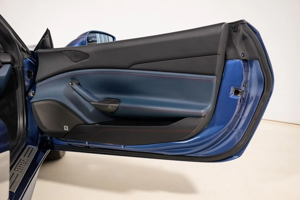 2019 Ferrari 488 Spider - Image 31 of 31