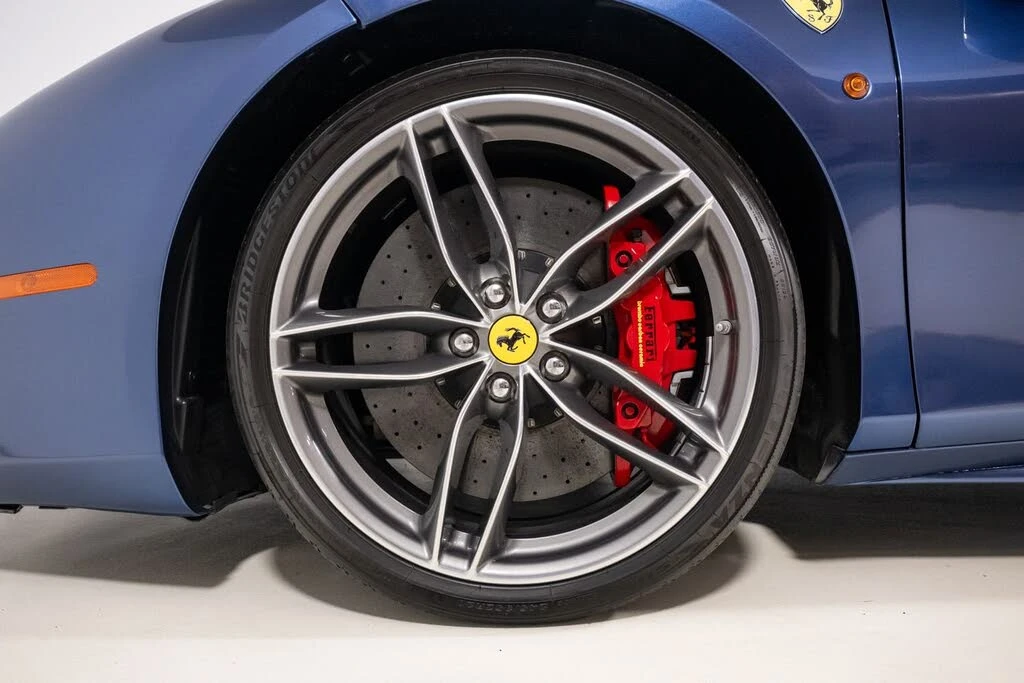 2019 Ferrari 488 Spider - Image 25 of 31