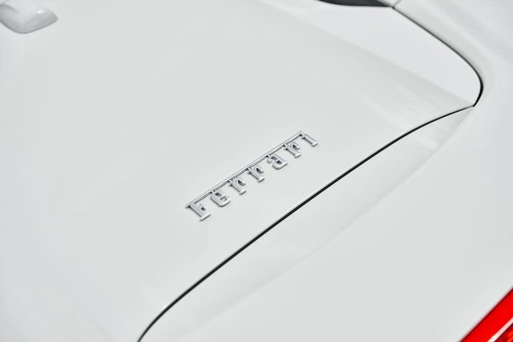 2019 Ferrari 488 Spider - Image 12 of 31