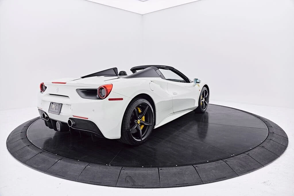 2019 Ferrari 488 Spider - Image 25 of 31