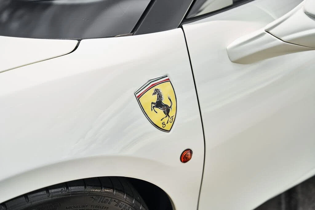 2019 Ferrari 488 Spider - Image 9 of 31
