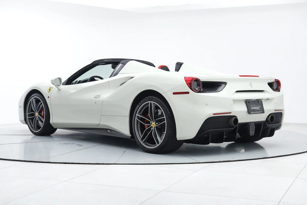 2019 Ferrari 488 Spider - Image 8 of 31