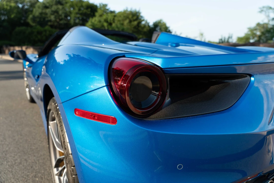 2019 Ferrari 488 Spider - Image 31 of 31