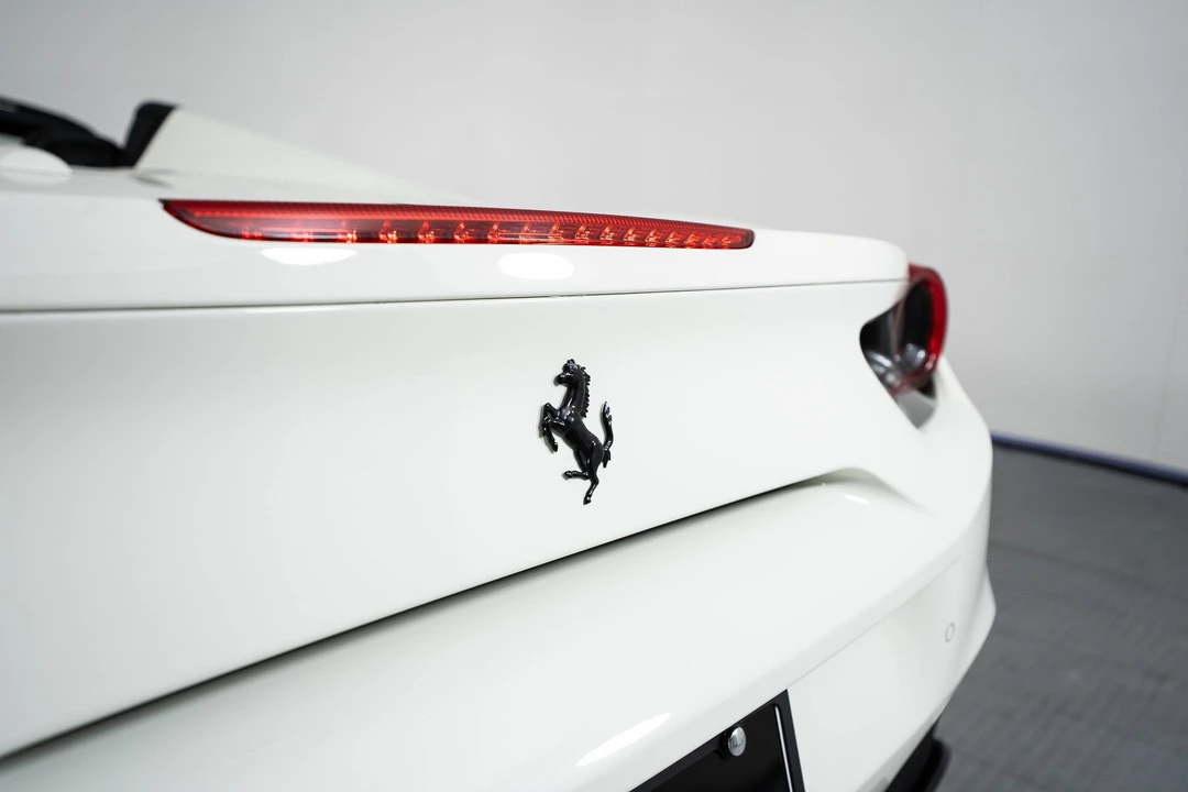 2019 Ferrari 488 Spider - Image 8 of 31