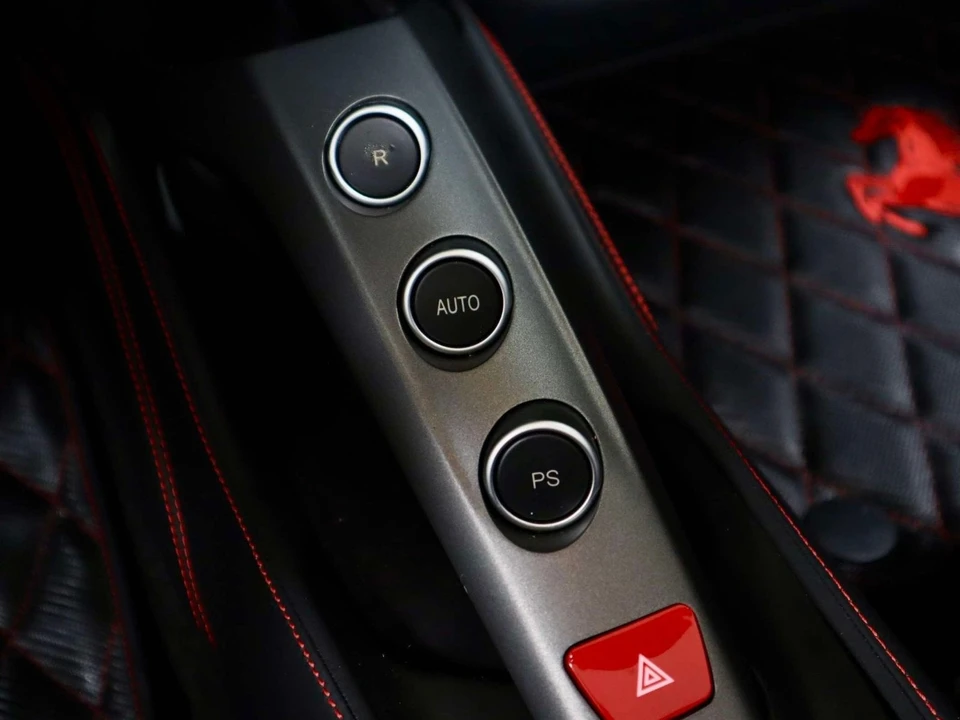 2019 Ferrari 488 Spider - Image 31 of 31