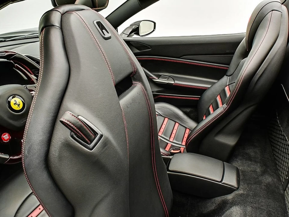 2019 Ferrari 488 Spider - Image 17 of 31