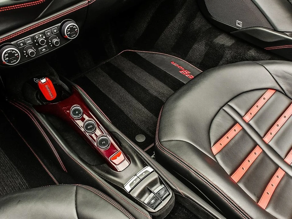 2019 Ferrari 488 Spider - Image 15 of 31