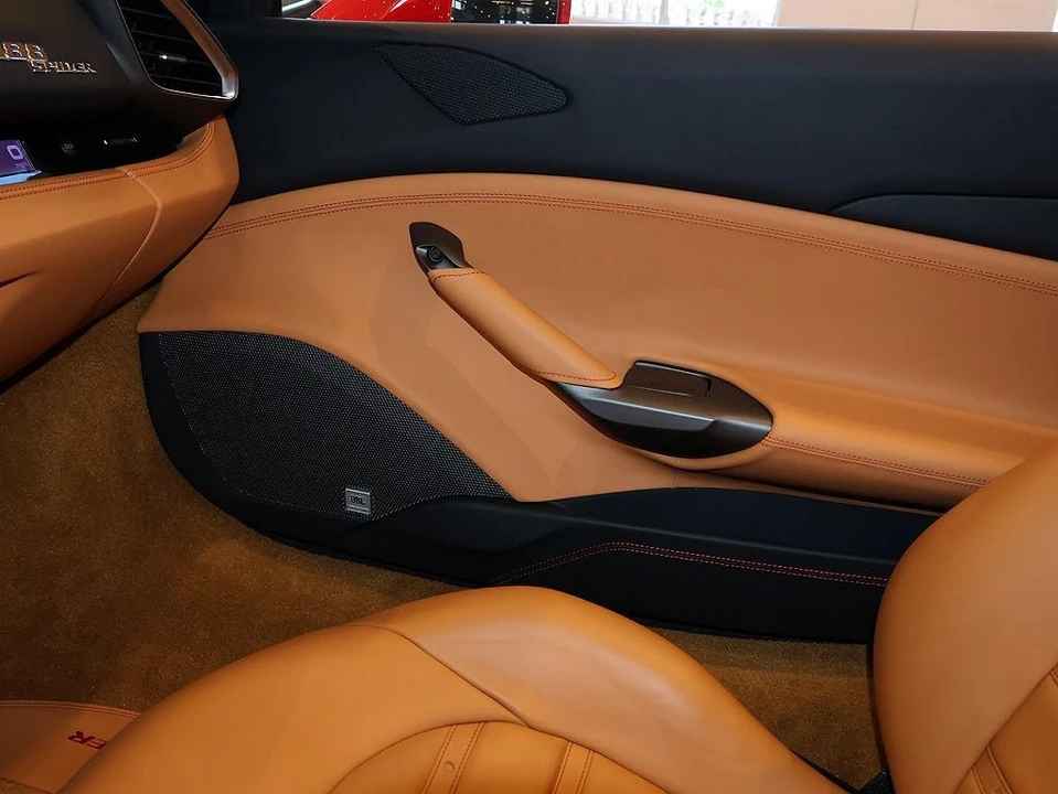 2019 Ferrari 488 Spider - Image 28 of 31