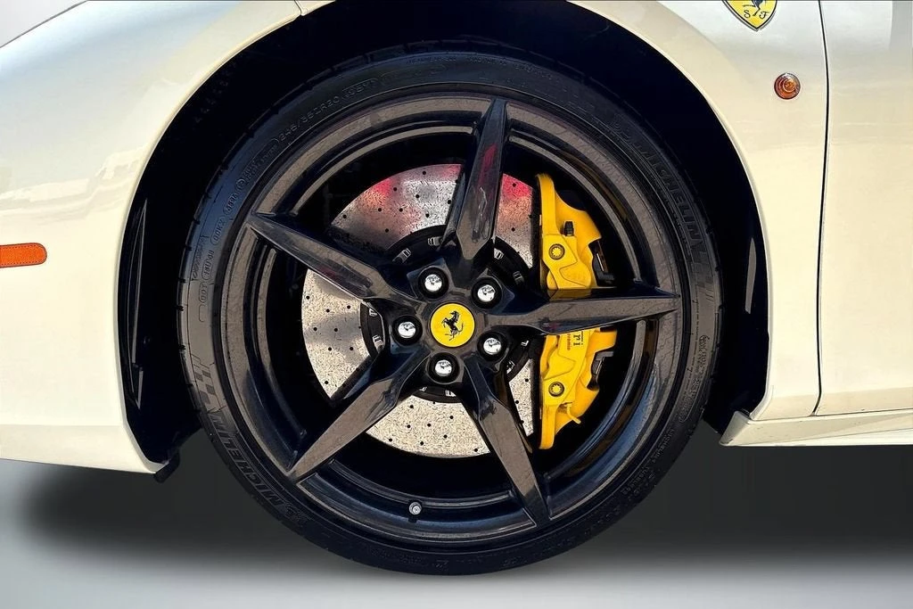 2019 Ferrari 488 Spider - Image 28 of 30