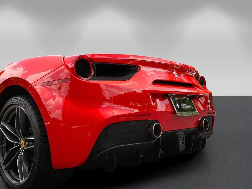 2019 Ferrari 488 Spider - Image 18 of 31