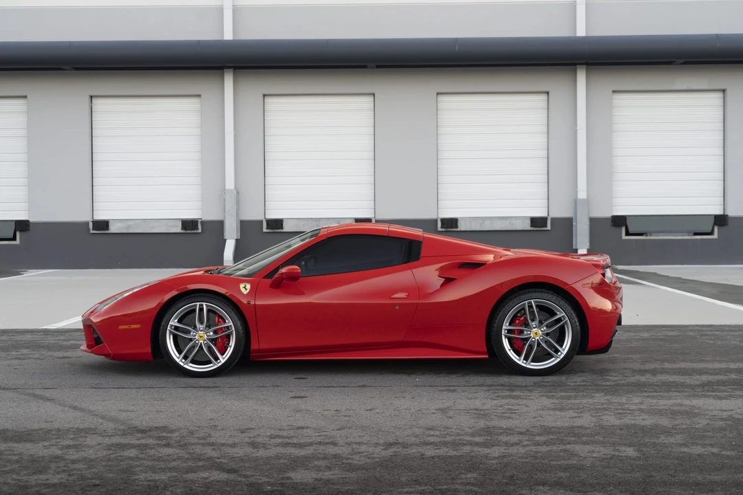 2019 Ferrari 488 Spider - Image 11 of 31