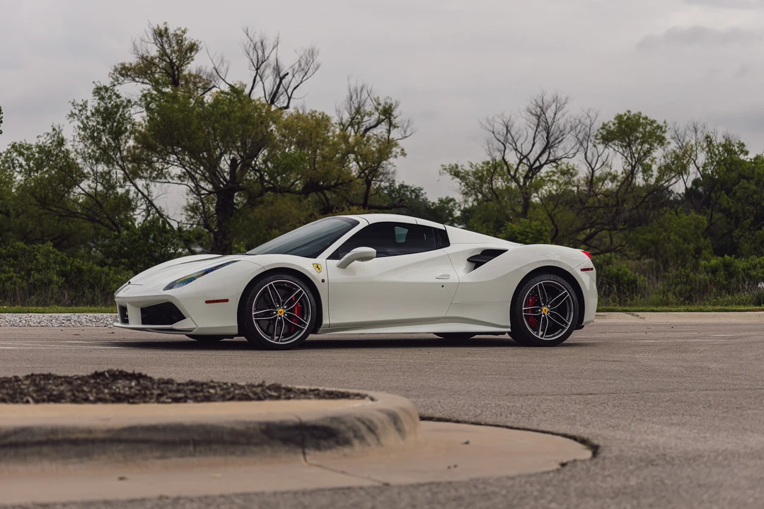 2019 Ferrari 488 Spider - Image 7 of 31