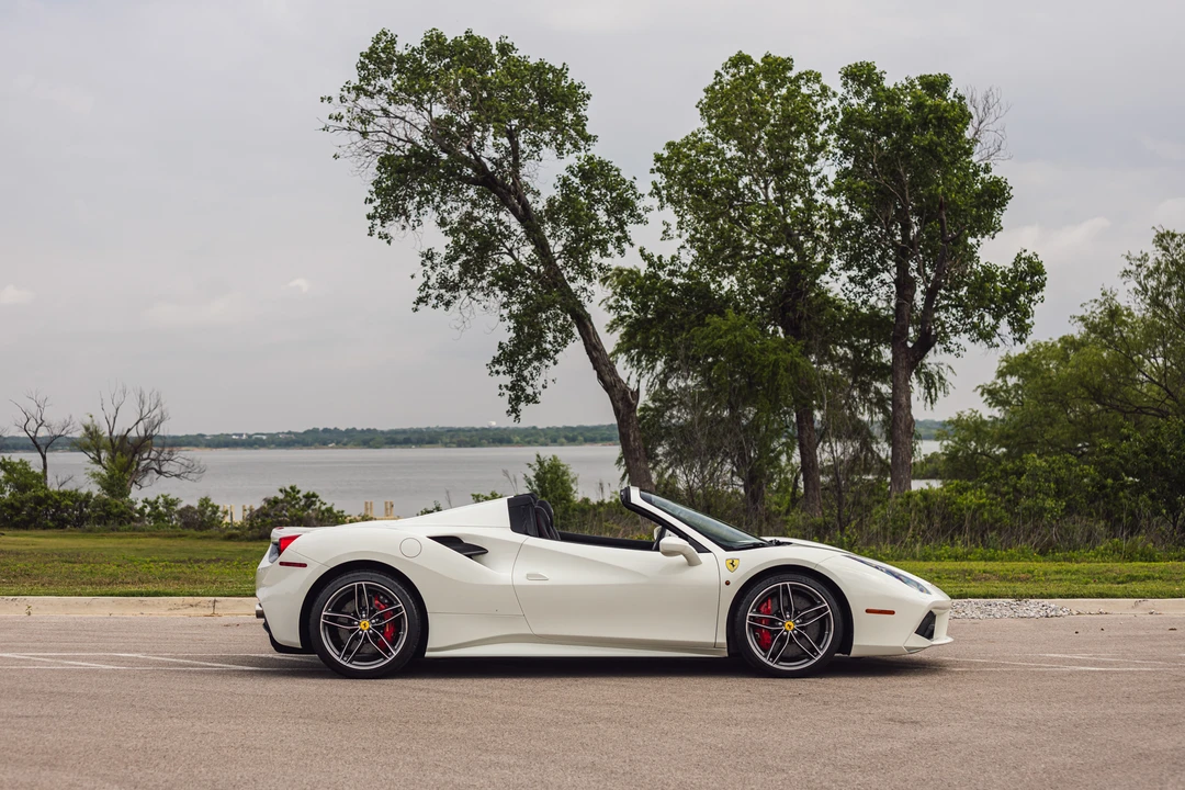 2019 Ferrari 488 Spider - Image 28 of 31
