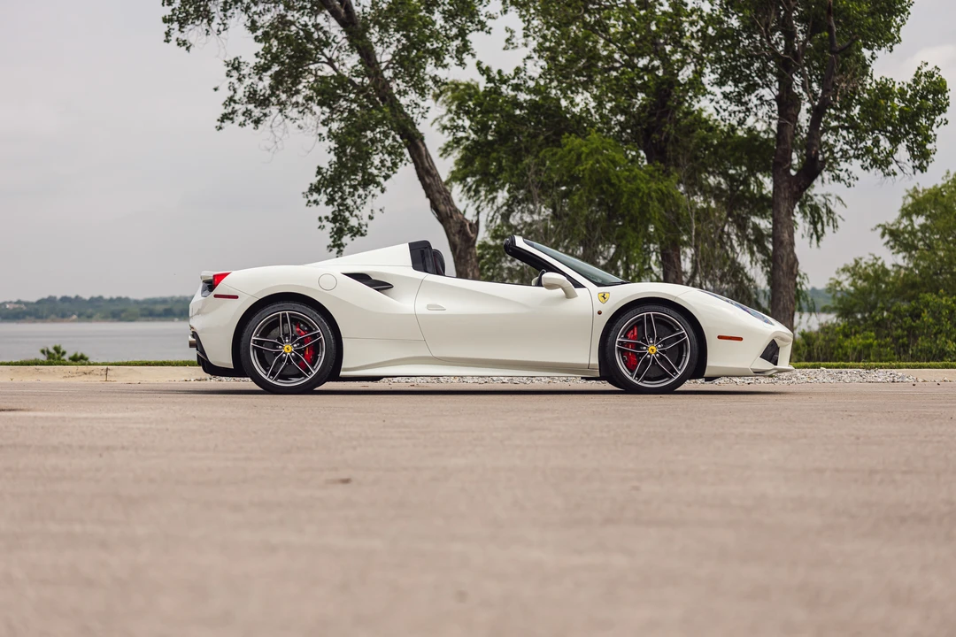 2019 Ferrari 488 Spider - Image 29 of 31