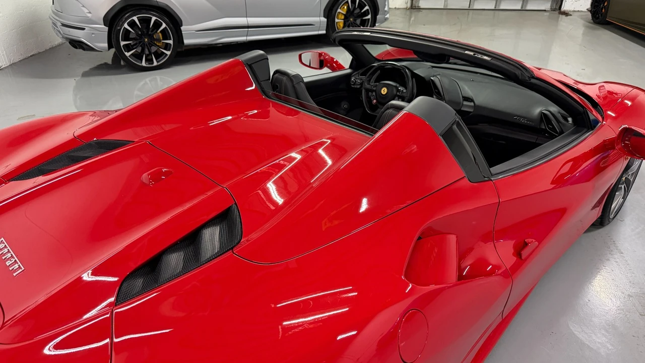 2019 Ferrari 488 - Image 14 of 31