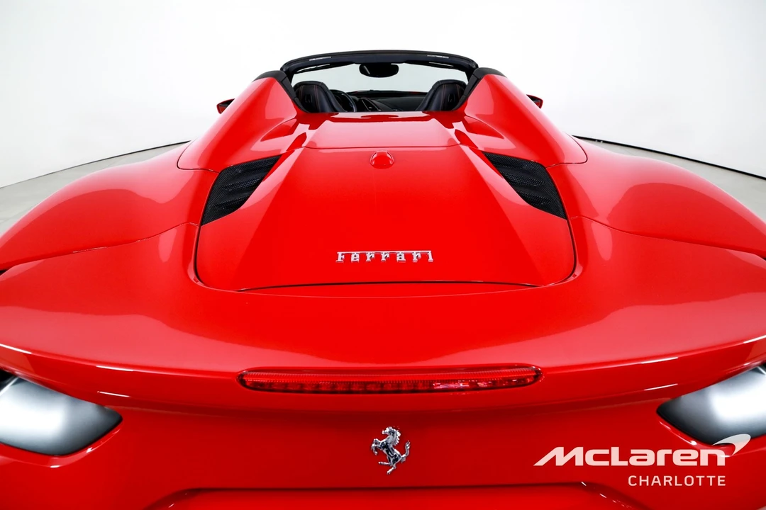 2019 Ferrari 488 - Image 27 of 31