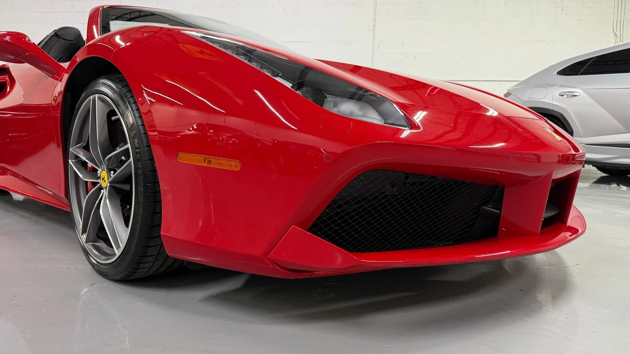 2019 Ferrari 488 - Image 5 of 31