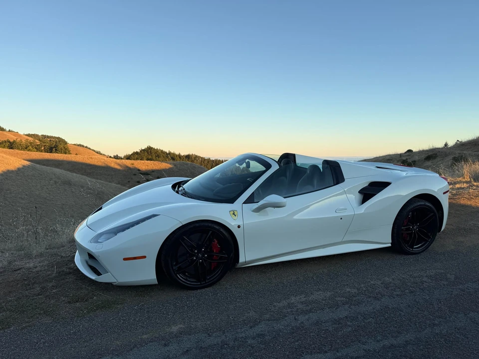 2019 Ferrari 488 Spider - Image 7 of 31