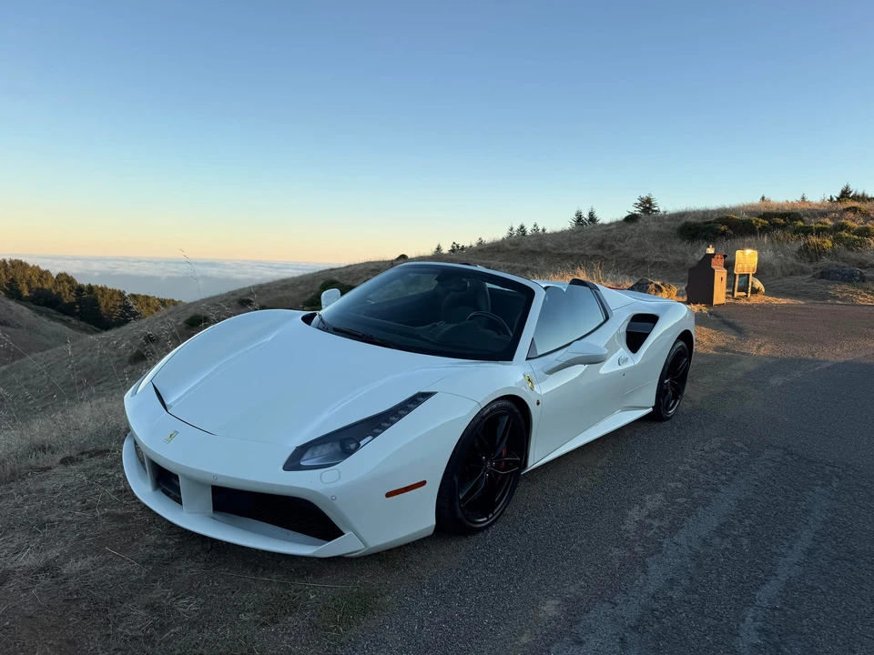 2019 Ferrari 488 Spider - Image 19 of 31