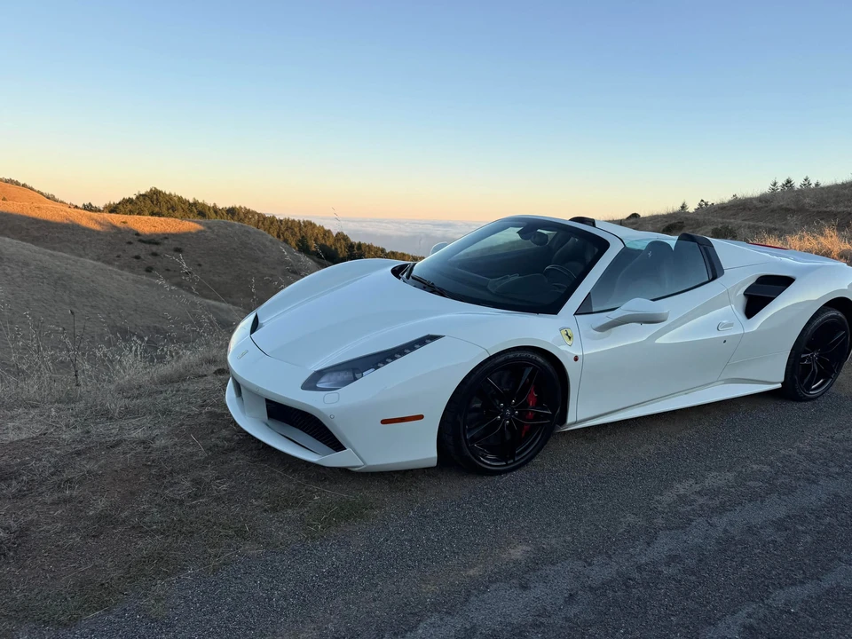 2019 Ferrari 488 Spider - Image 11 of 31