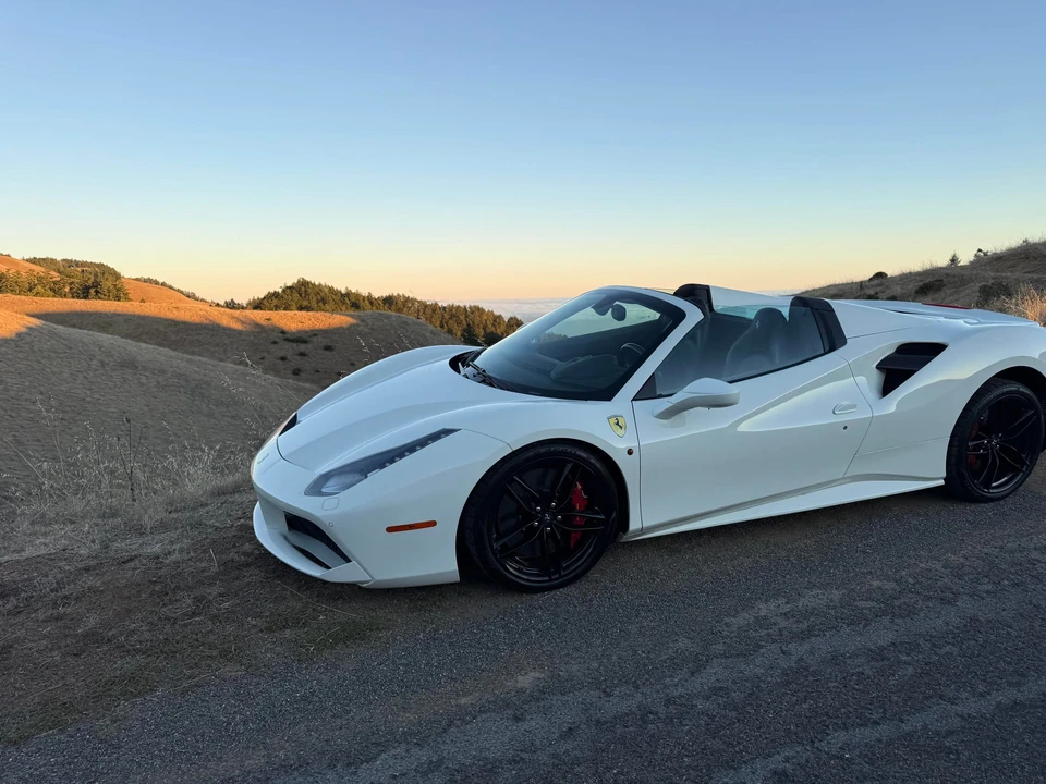 2019 Ferrari 488 Spider - Image 12 of 31