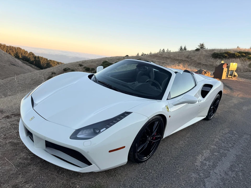 2019 Ferrari 488 Spider - Image 27 of 31