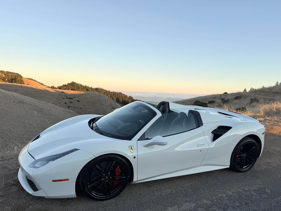 2019 Ferrari 488 Spider - Image 10 of 31