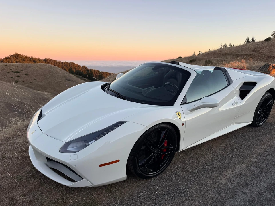 2019 Ferrari 488 Spider - Image 15 of 31