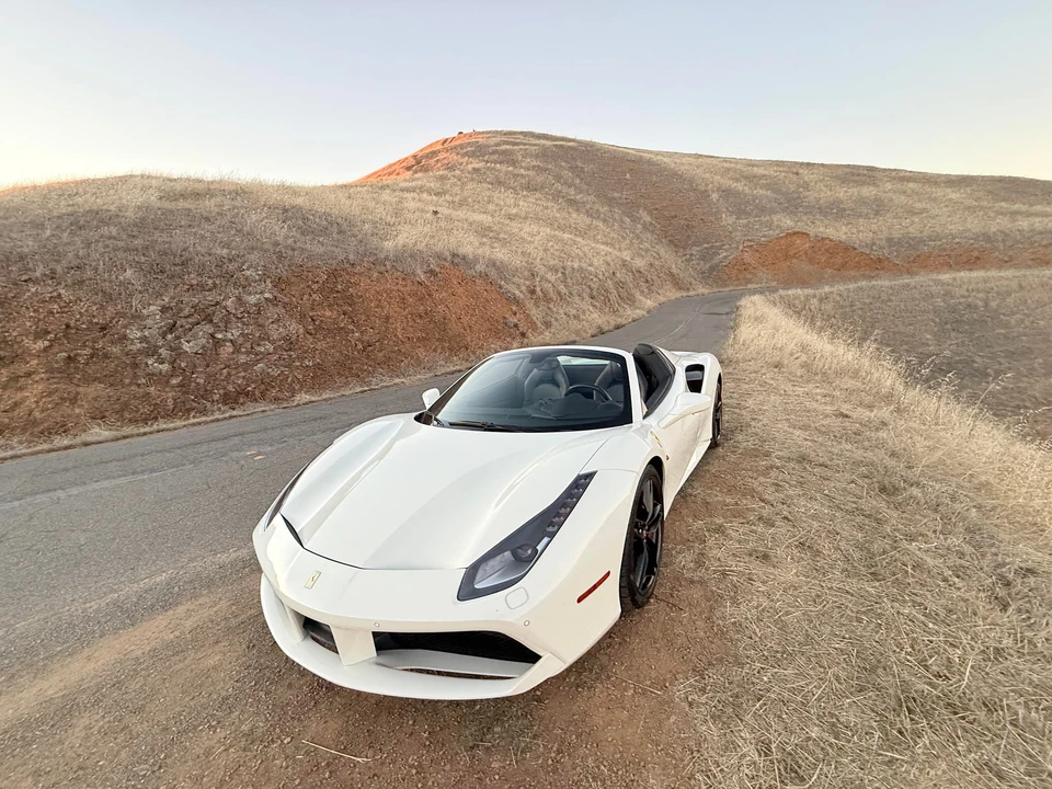 2019 Ferrari 488 Spider - Image 30 of 31