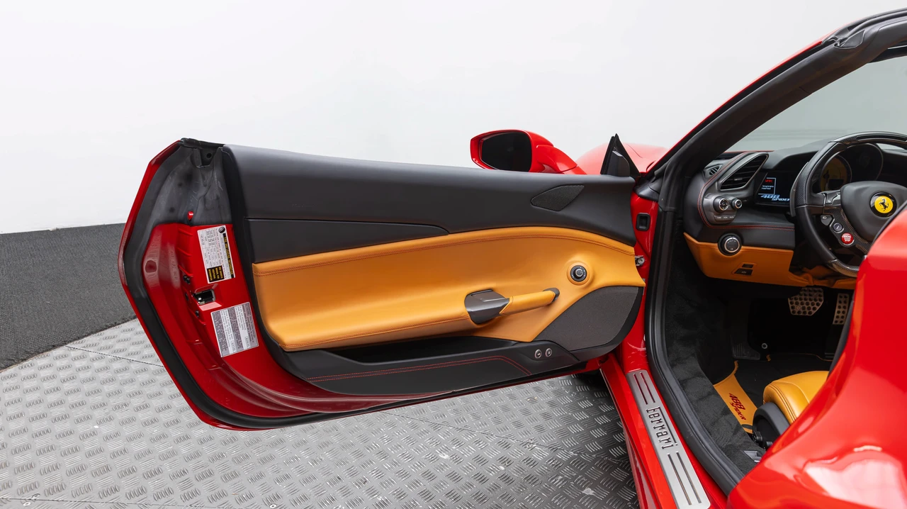 2019 Ferrari 488 Spider - Image 12 of 31