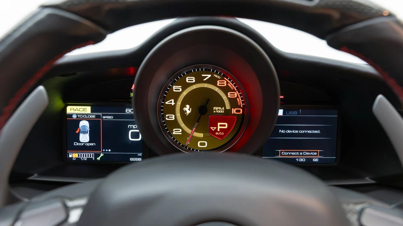 2019 Ferrari 488 Spider - Image 25 of 31