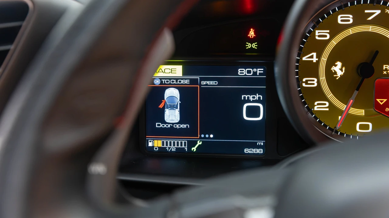 2019 Ferrari 488 Spider - Image 26 of 31