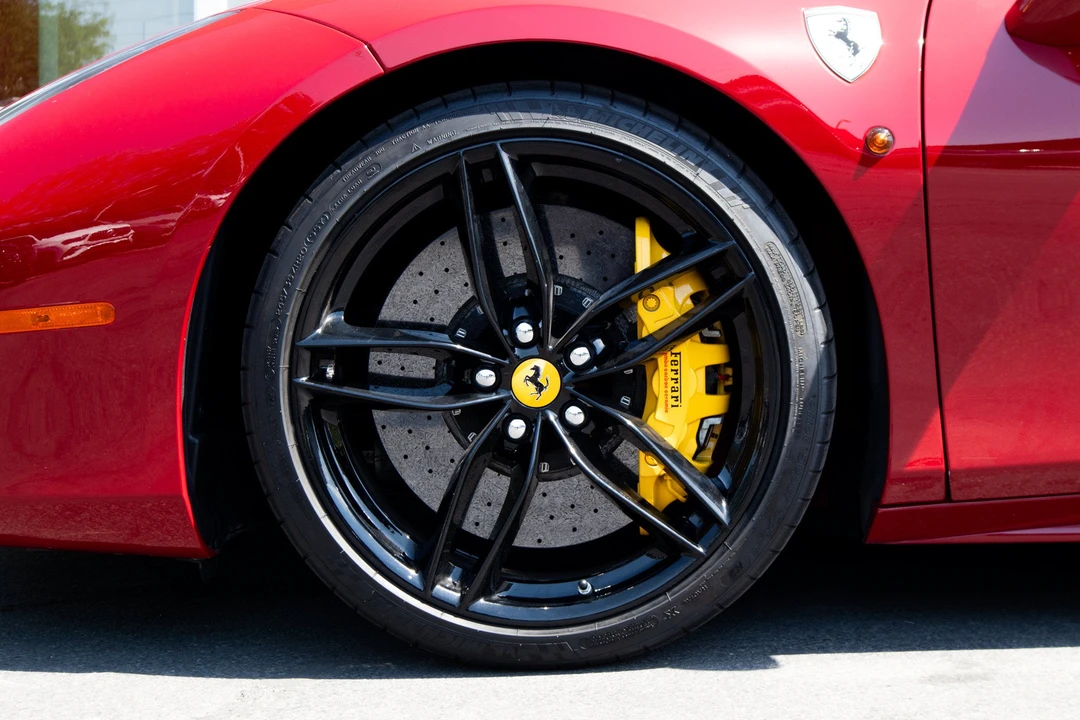 2019 Ferrari 488 Spider - Image 11 of 17