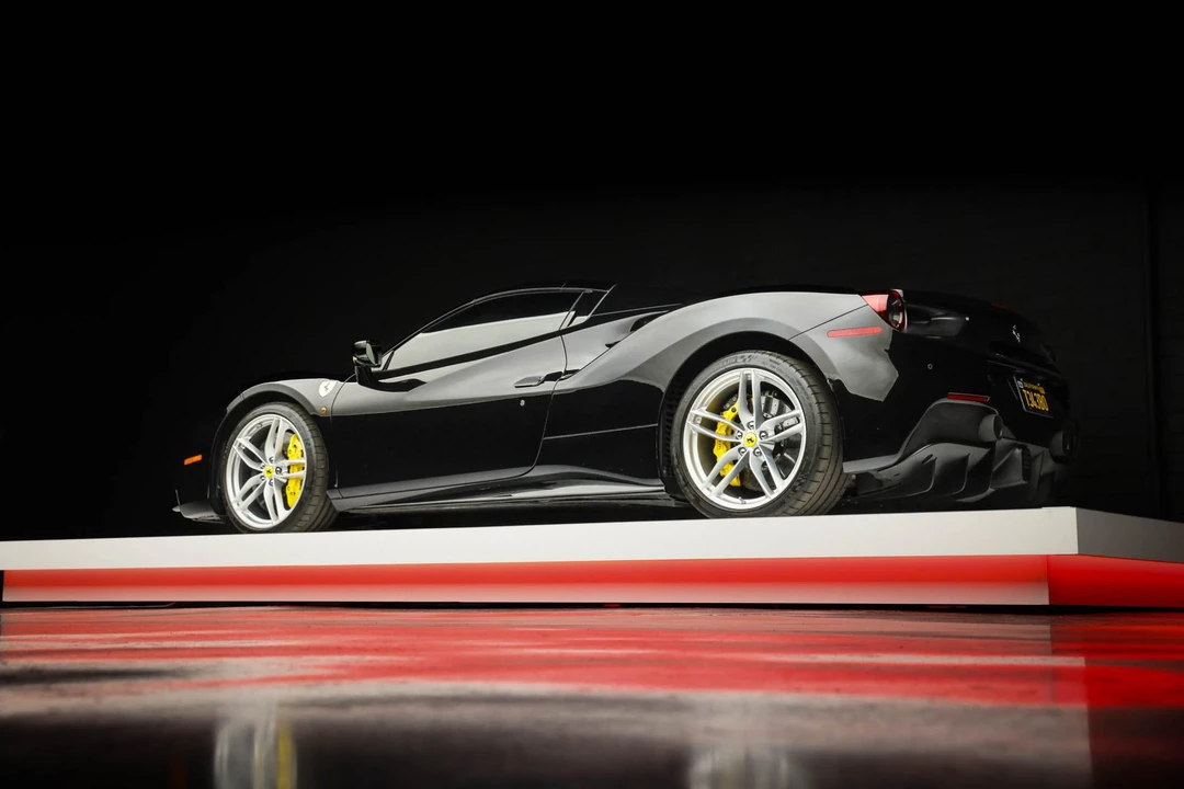 2019 Ferrari 488 Spider - Image 29 of 31