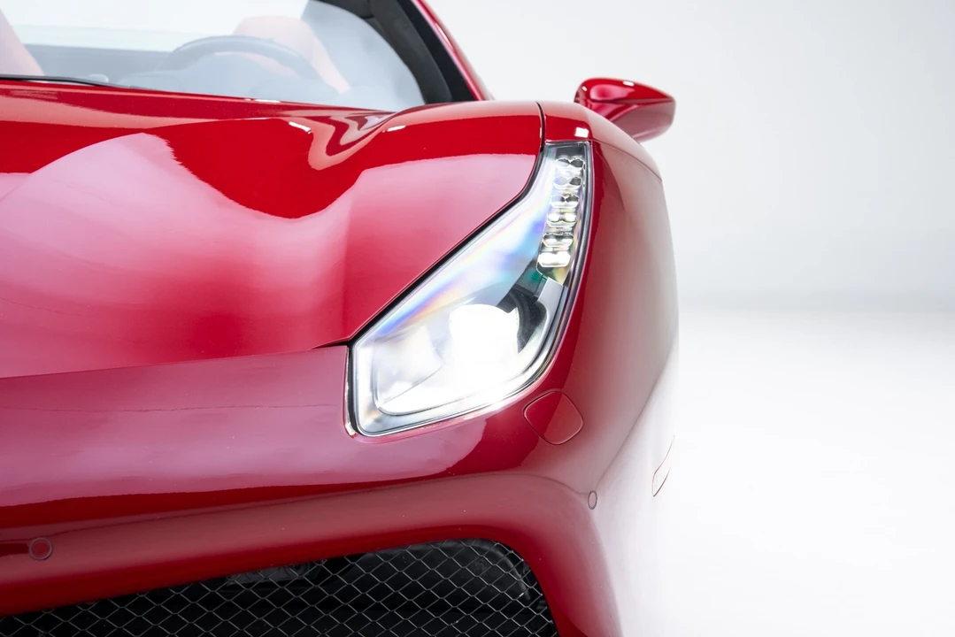2019 Ferrari 488 Spider - Image 15 of 21