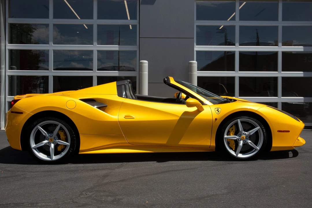 2019 Ferrari 488 Spider - Image 8 of 16