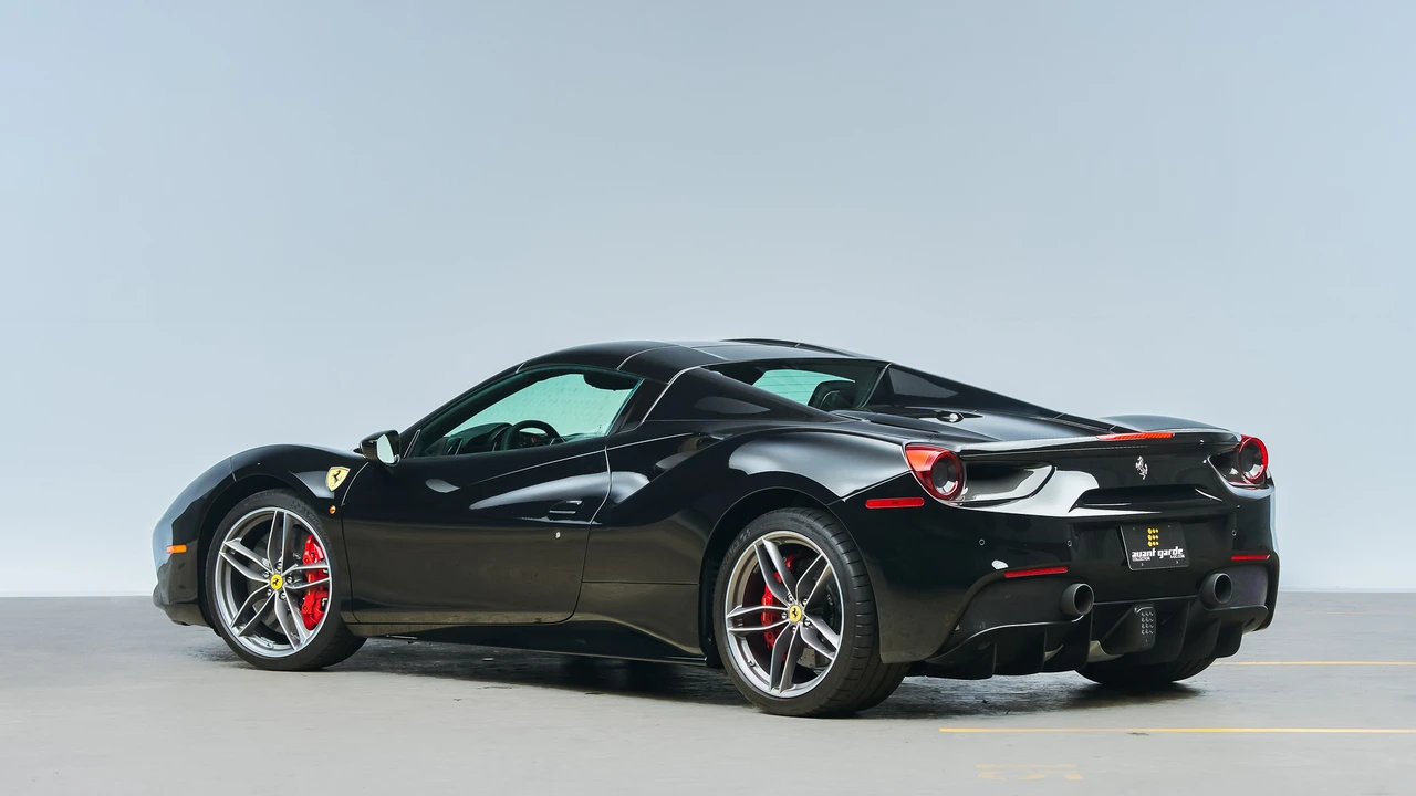 2019 Ferrari 488 Spider - Image 20 of 31