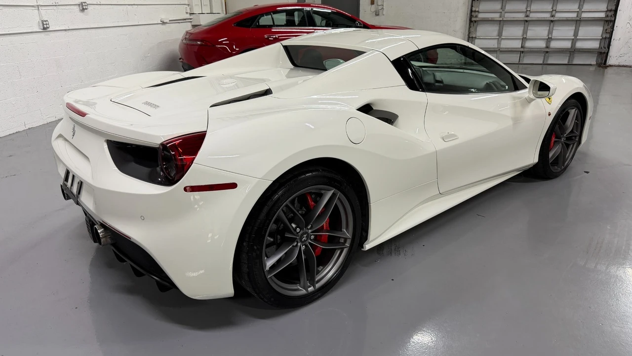 2019 Ferrari 488 Spider - Image 20 of 31