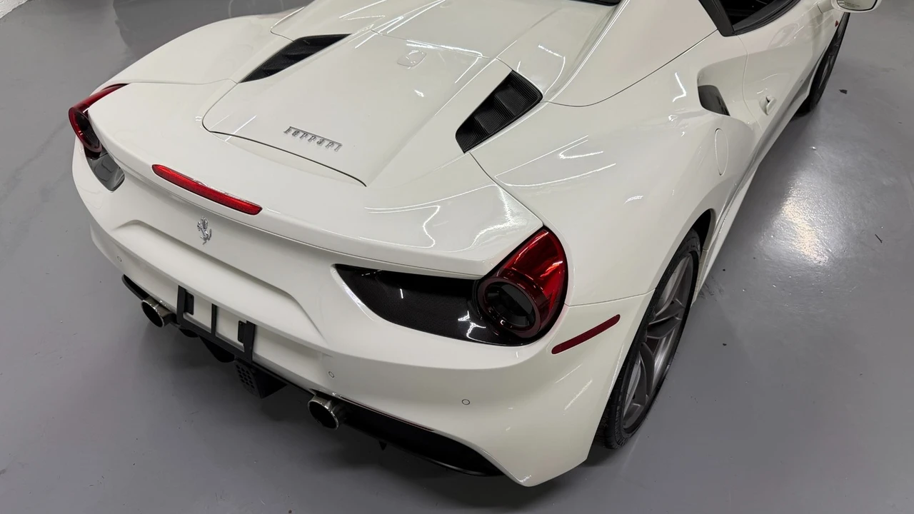 2019 Ferrari 488 Spider - Image 18 of 31