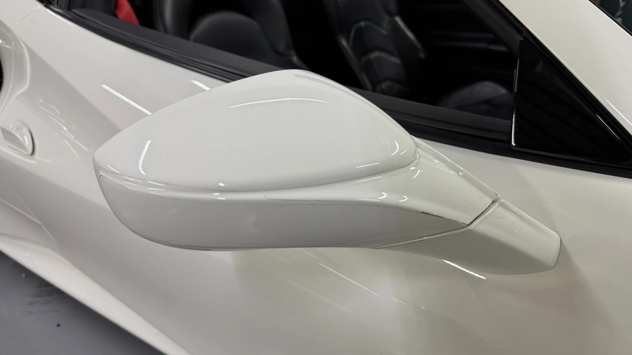 2019 Ferrari 488 Spider - Image 8 of 31