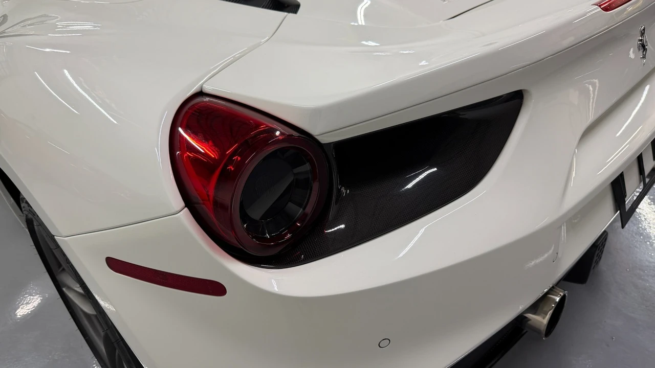 2019 Ferrari 488 Spider - Image 28 of 31