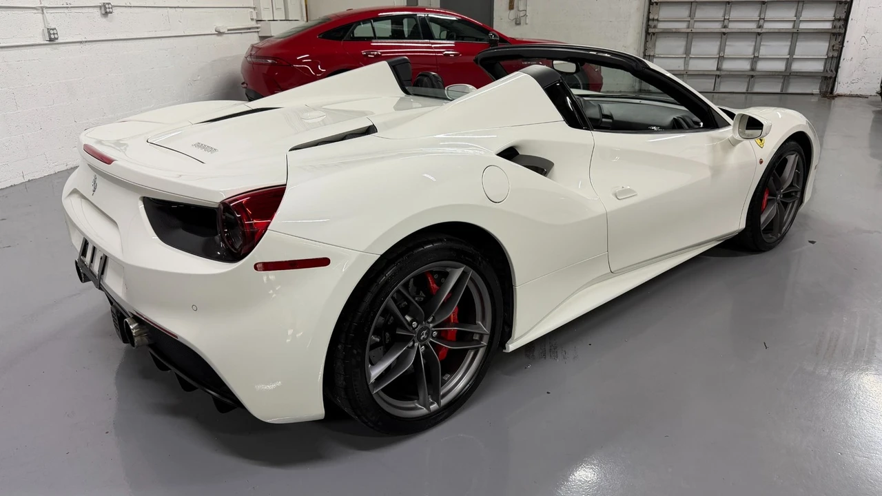 2019 Ferrari 488 Spider - Image 19 of 31