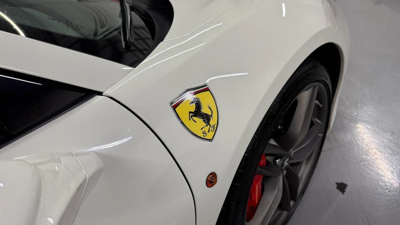 2019 Ferrari 488 Spider - Image 9 of 31