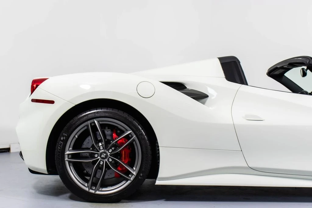 2019 Ferrari 488 Spider - Image 18 of 31